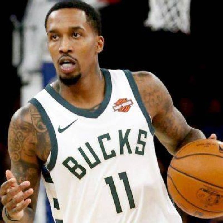 Brandon Jennings age, height, net worth 2022, wife, girlfriend, kids