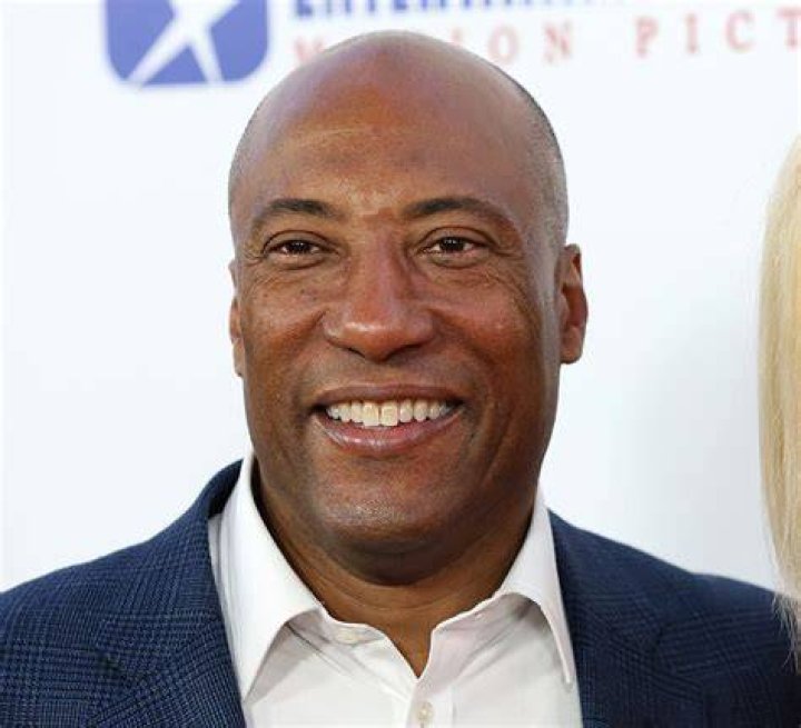 Byron Allen Buys 11 More TV Stations for 290M