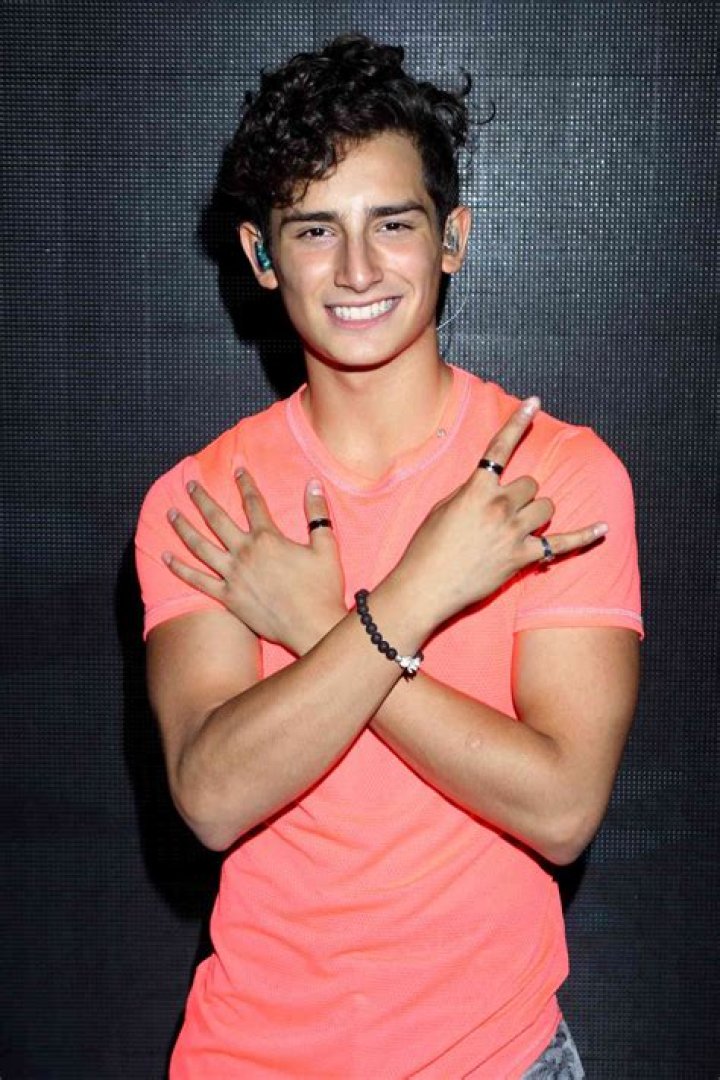 Emilio Osorio quiere las pompis de su mamá Niurka Marcos People en