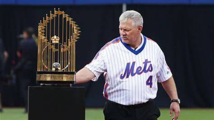 ExMet Lenny Dykstra reveals he hired PIs to get dirt on umpires
