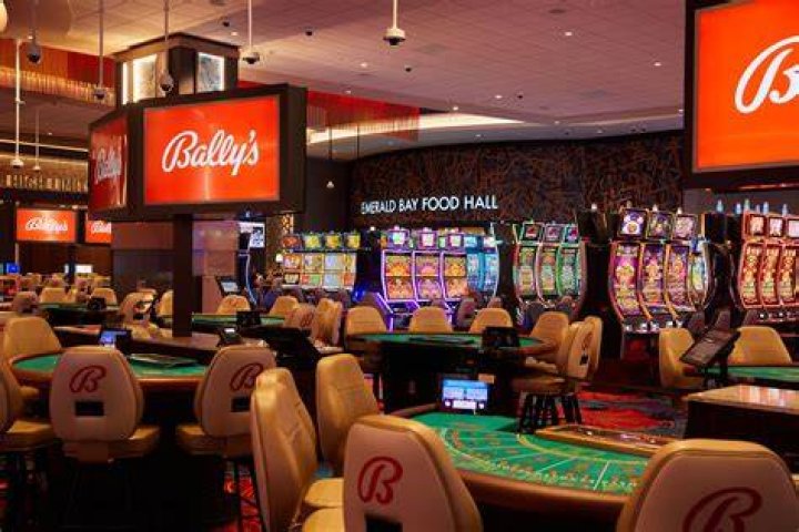 Gambling in Indiana Bally's Evansville Casino & Hotel