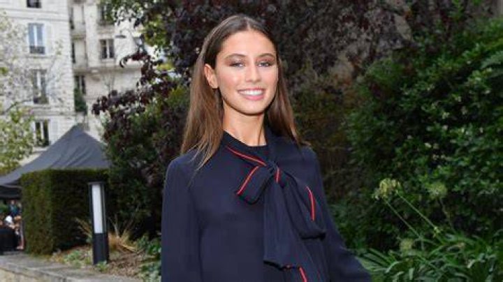 Iris Law Opened Up About How She Deals With Cystic Acne Teen Vogue