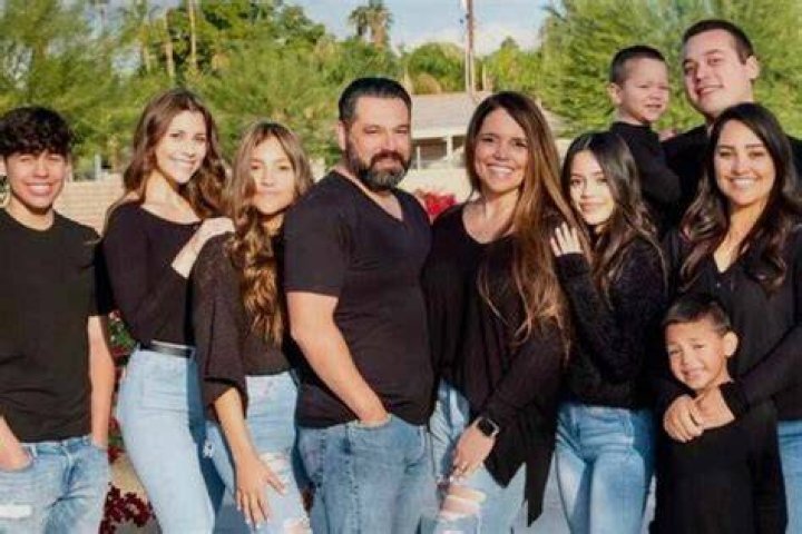 Jenna Ortega Parents, Siblings Meet Her Family