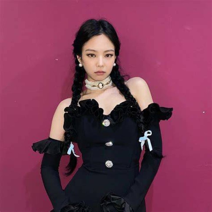 Kim Jennie Age, Bio, Wiki, Height, Net Worth, Instagram, Boyfriend