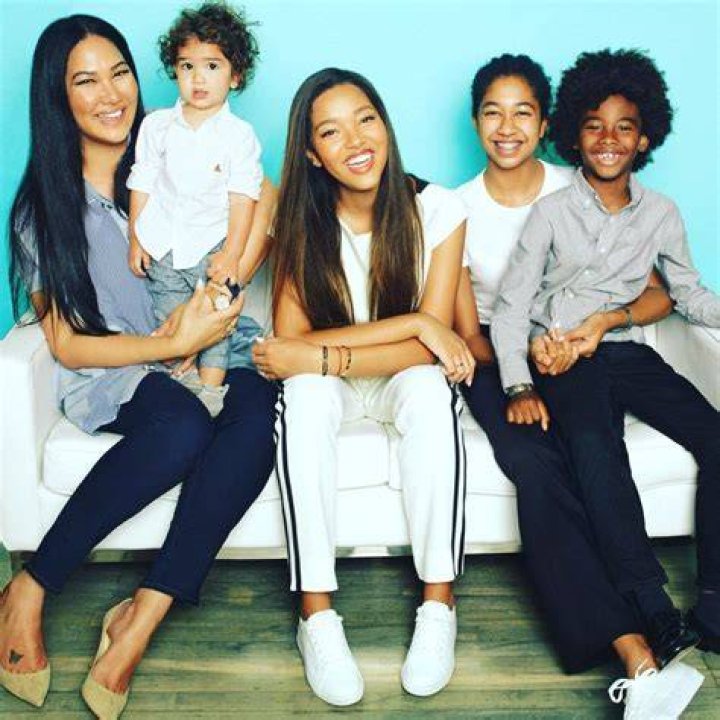 Kimora and Kids Celebrity families, Celebrity moms, Kimora lee simmons