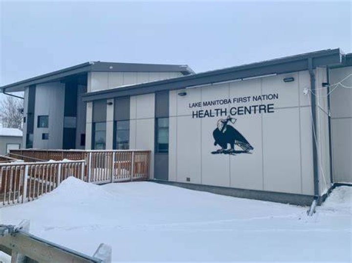 Manitoba First Nation backing home talent over Jets in NHL playoff