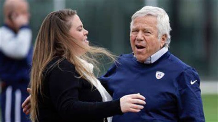 Meet Amanda Belichick American Lacrosse Coach & Celebrity Daughter of