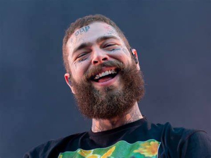 Post Malone&rsquo;s dad responds to fan concerns over weight loss The