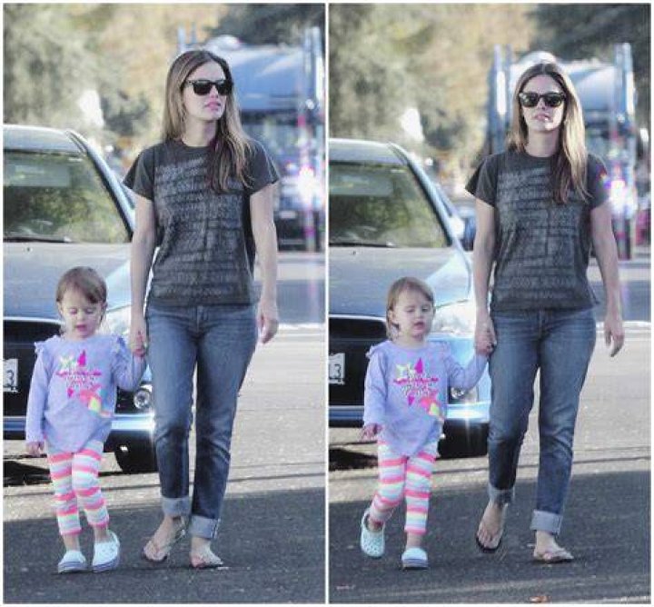 Rachel Bilson taking her daughter Briar Rose for a stroll around the