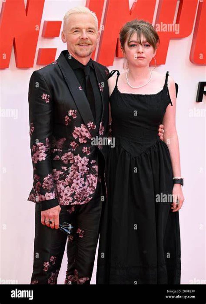 SIMON PEGG AND HIS DAUGHTER Fabulous People Pinterest Dads, Simon