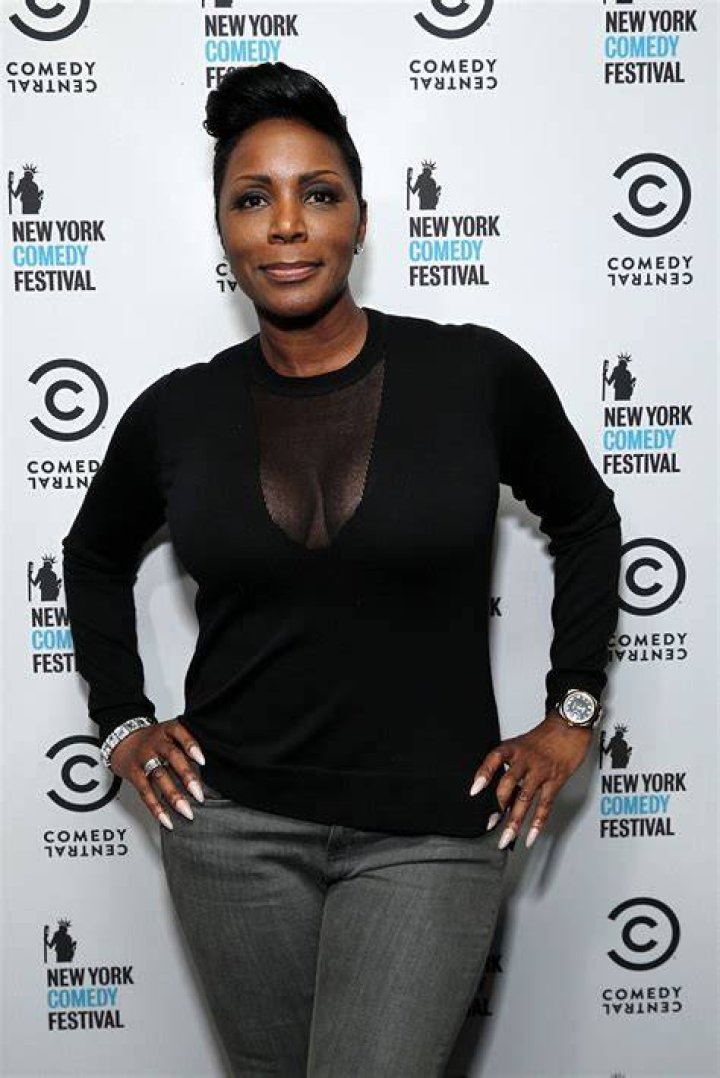 Unveil The Financial Secrets: Uncovering Sommore's Net Worth