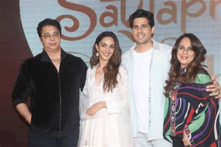 Who is Jagdeep Advani father of Kiara Advani, his net worth, business