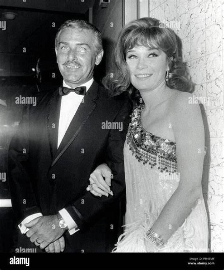Who is Shirley MacLaine Husband? Bio, Net Worth 2023