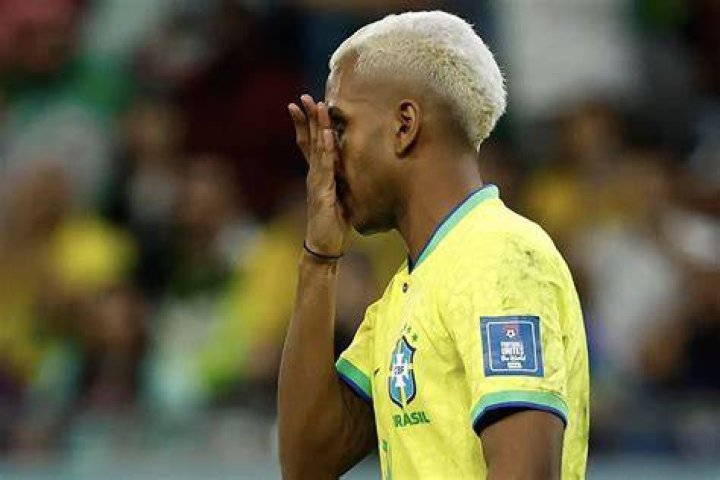 World Cup 2022 Rodrygo asks for after missing his penalty